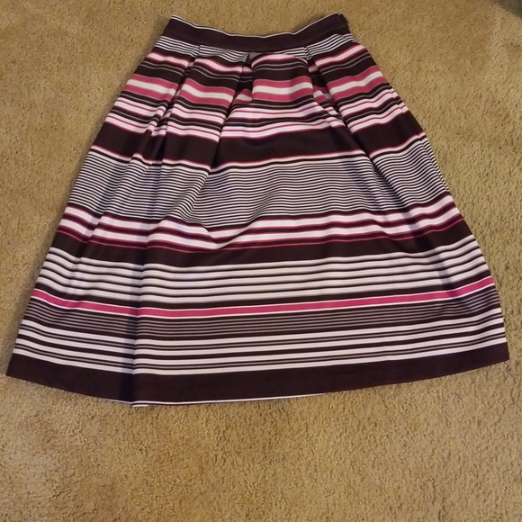 New York & Company Dresses & Skirts - New York and Company Skirt